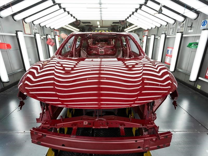 Nissan remodelará sus plantas en Estados Unidos