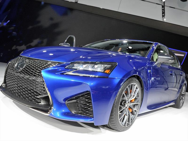 Lexus GS F 2016 con mayor potencia y nuevo diseño