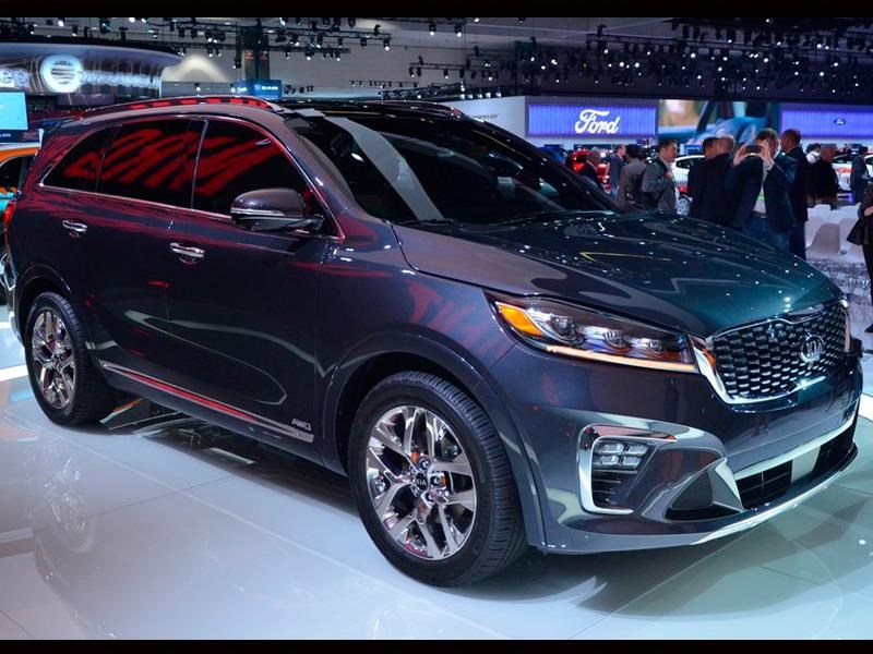 KIA Sorento 2019 con cambios a la ligera