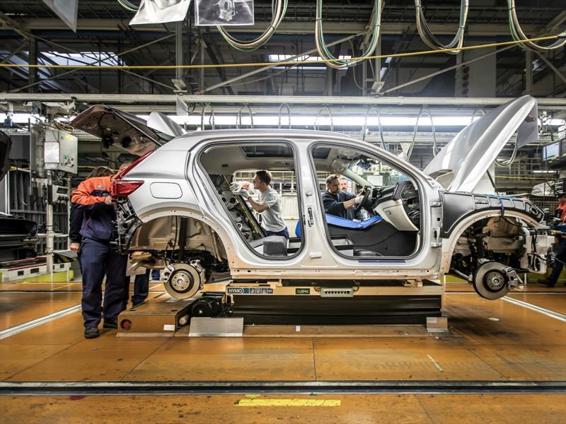 Video: Arrancó la producción de la Volvo XC40