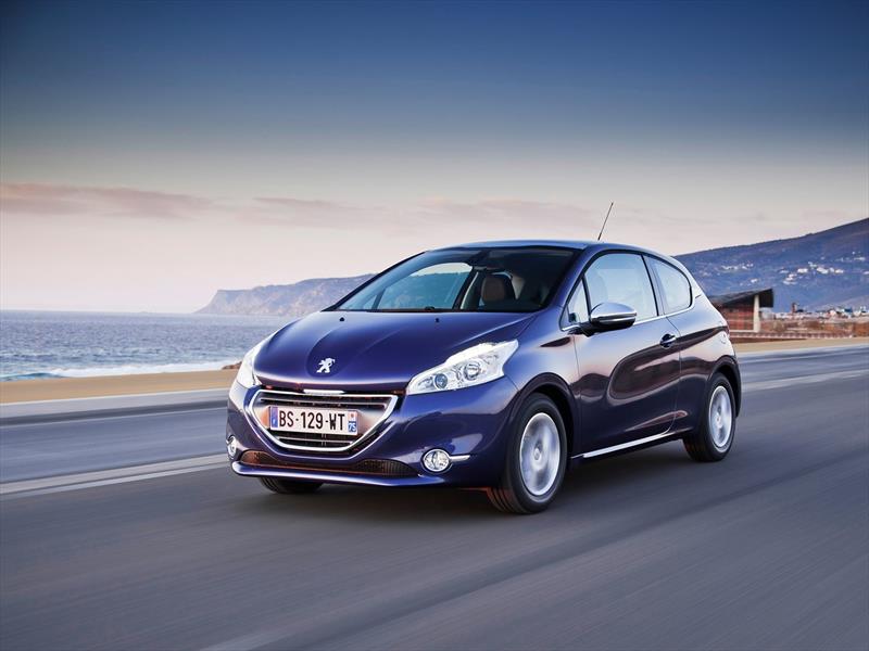 Peugeot 208 2014