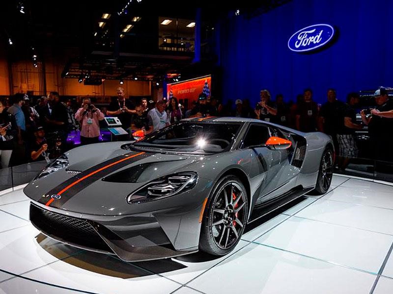 Ford GT Carbon Series, recibe un tratamiento de fibra de carbono