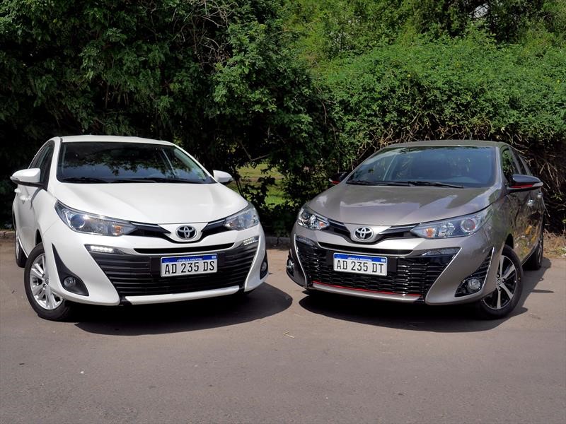 Prueba nuevo Toyota Yaris 5P manual y sedán automático