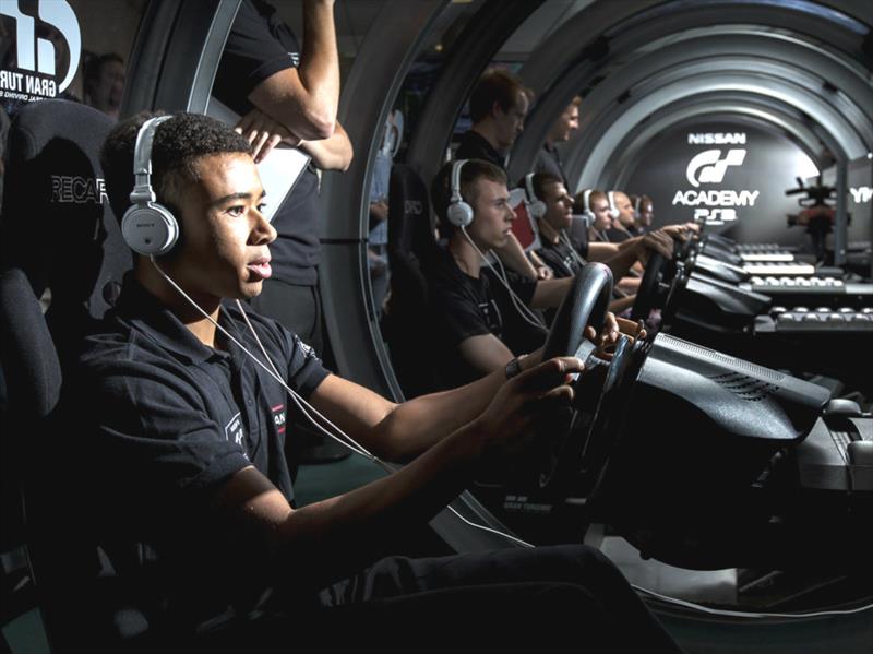 Videojuegos de carreras te vuelven un mejor conductor