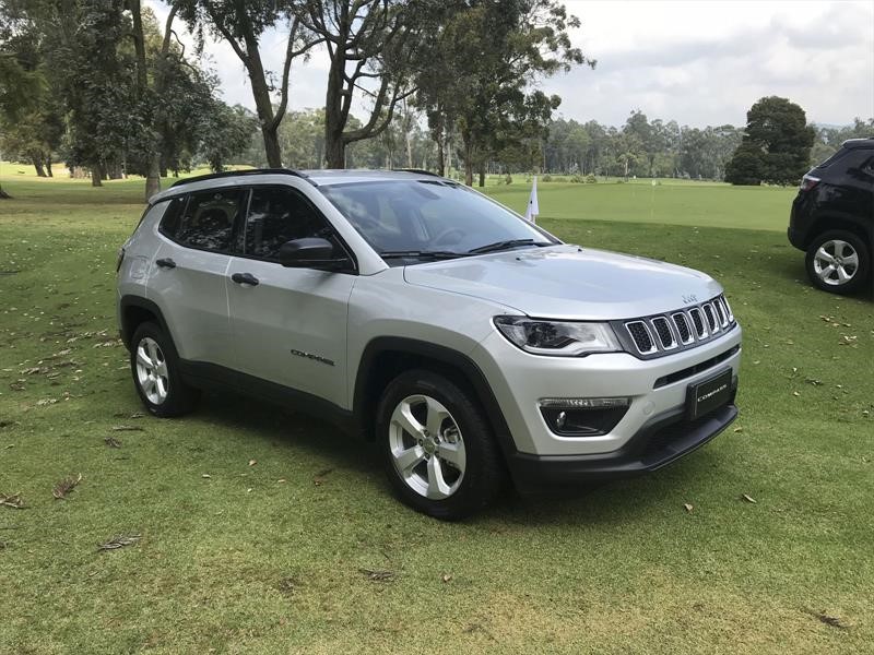 Jeep Compass 2018, ahora con pinta de Grand Cherokee