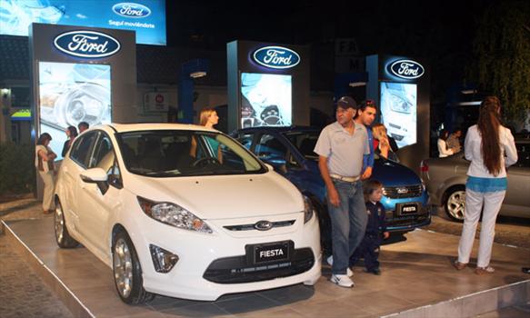 Ford le pone Kinetic Attraction a este verano